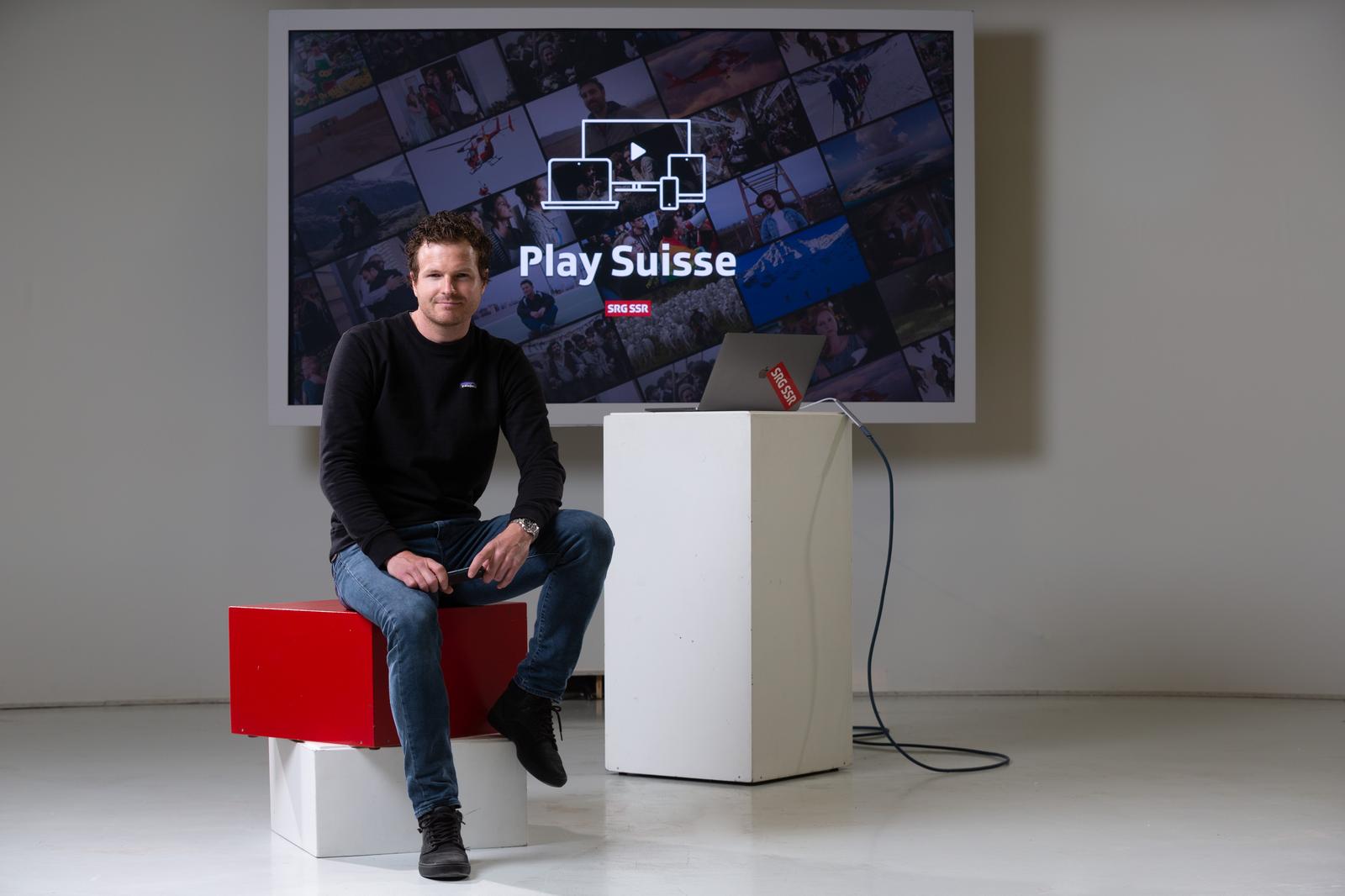 Pressez le bouton Play Suisse
