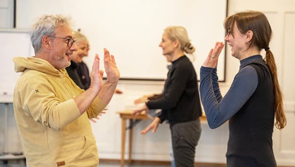 Improvisationsworkshop für französischsprachige Schauspieler·innen