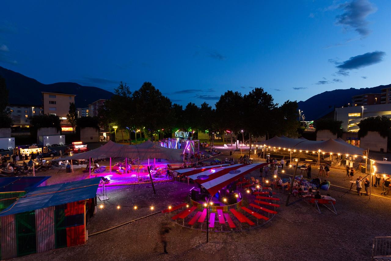 Aufwertung der Rotonda als Begegnungsort für Festivaliers