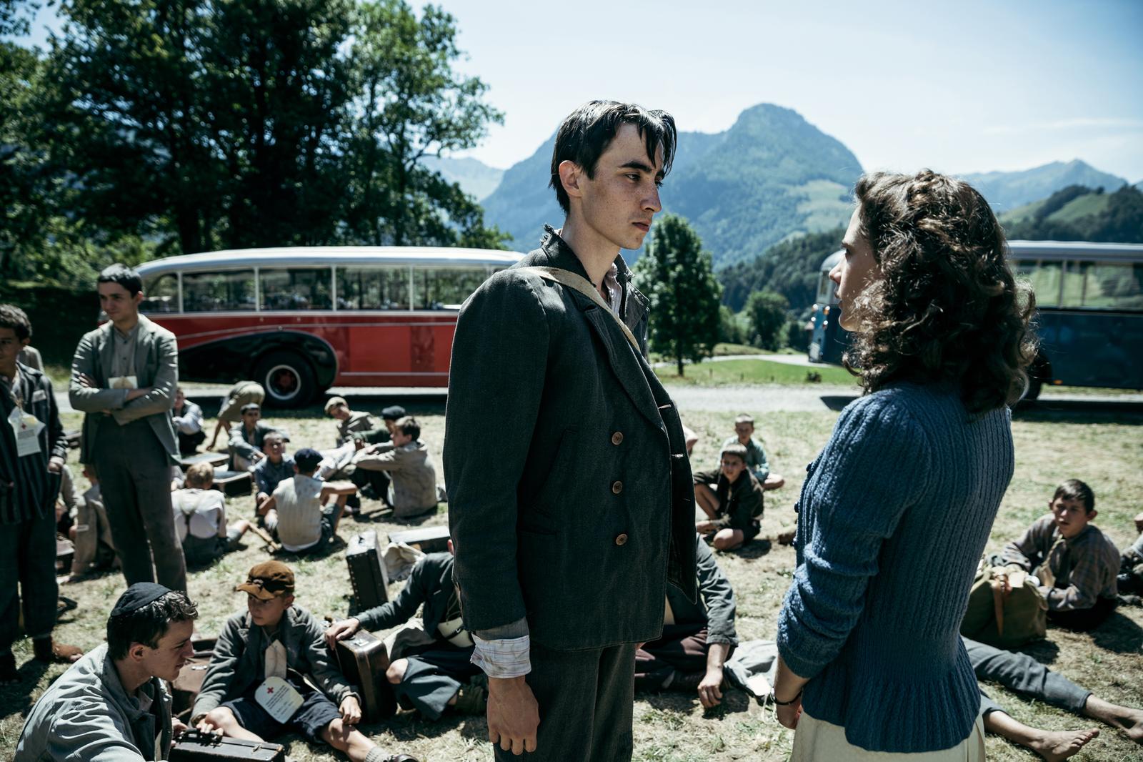 Salles obscures, écrans lumineux